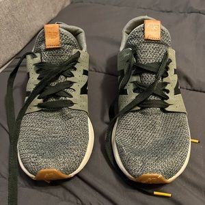 New Balance shoes 9.5 green non marking soles